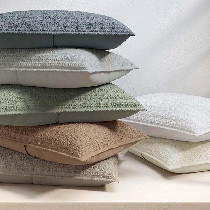 Great Bay Home King Size Light Grey 100% Cotton Honeycomb Waffle Quilt and Sham Set - Garment Washed, Waffle Weave Like Texture, Lightweight 3-Piece Bedding Set