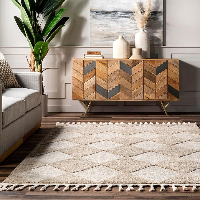 Nuloom Marissa Beige/Ivory, 8' Round, Diamond, Tassel, Soft and Cozy, High Traffic, Stain Resistant, Easy Clean, Durable Area Rug for Bedroom, Living Room, Dining Space, Den, Foyer, Entryway