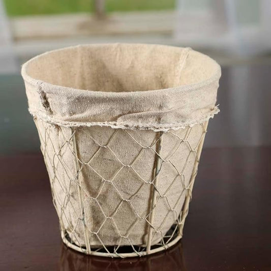 Factory Direct Craft Round White Washed Chicken Wire Basket with Natural Linen Liner. for Cottage, Coastal or Farmhouse Decorating & Organizing