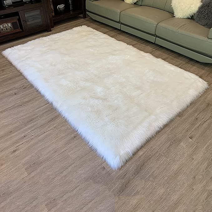 LAMBZY High Pile Super Soft Faux Sheepskin Rug (White, 3'x5')