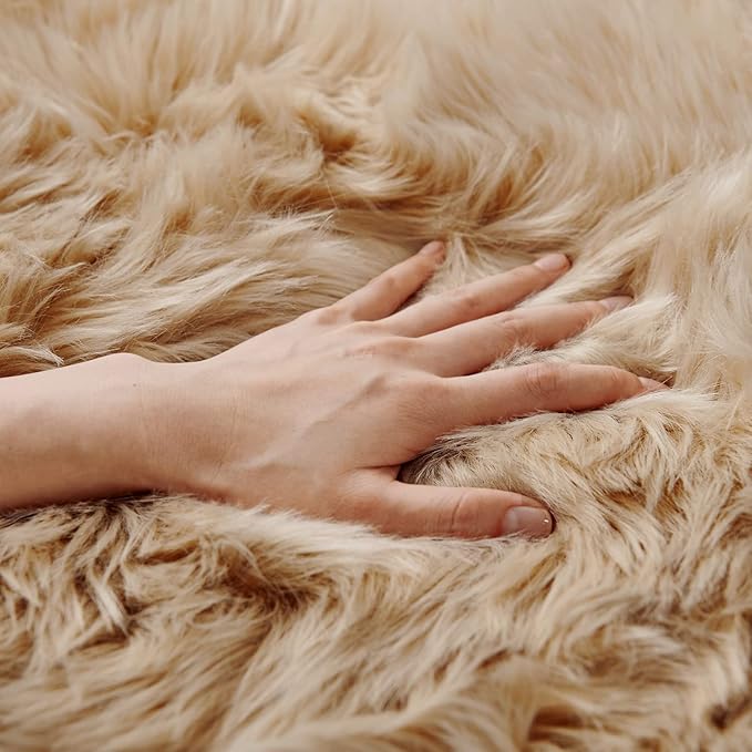 SERISSA Beige Faux Fur Sheepskin Rug 8x10 Feet, Large Fluffy Fuzzy Shaggy Area Rug, Furry Throw Rug for Living Room, Bedroom, Nursery Room Decor (Rectangle, Beige)