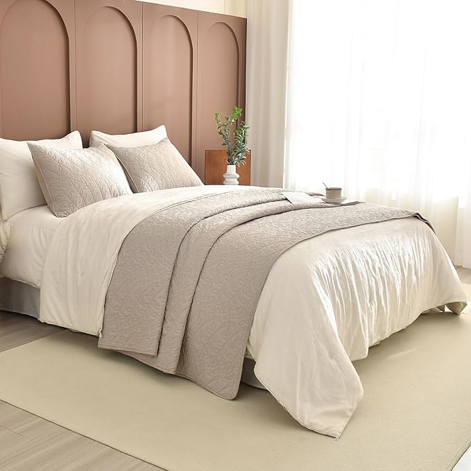 Sanracie Oversized King Quilt Bedspreads 128"*120", 100% Cotton Linen Colored Cal King Quilt Bedding Set Leaves Quilting Extra Wide Large Lightweight 3Pcs Coverlet King Size for All Season