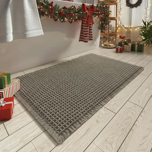 AMOAMI Upgraded Waffle Bath Mat, Super Absorbent Non Slip Bath Mats for Bathroom Floor, Machine Washable Bathroom Rugs with Tassels, Rubber Backed Bathroom Mats, Ultra Soft, 24" x 36", Green
