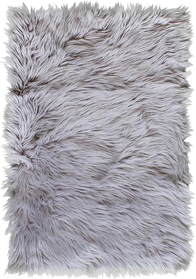 4 x 6 ft Fluffy Gray Rug – Cozy Faux Fur Rug for Bedroom, Living Room, or Nursery – Soft Faux Sheepskin Decor Accent