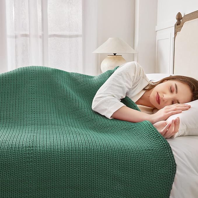 Guohaoi Knitted Weighted Blanket for Adults (Green 48"x72" 20lbs) No Beads Cooling Throw Blanket for Hot Sleepers, Home Decor Breathable Chunky Knit Heavy Blanket Use on Full Size Bed