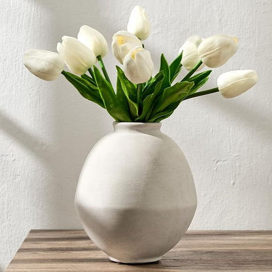 Ceramic Flower Vase, 6.22 Inch Rustic Farmhouse Vase Home Decor, Handcrafted Vintage Pottery Vase, Small Terracotta Vases for Living Room, Table, Shelf, Fireplace, Off-White