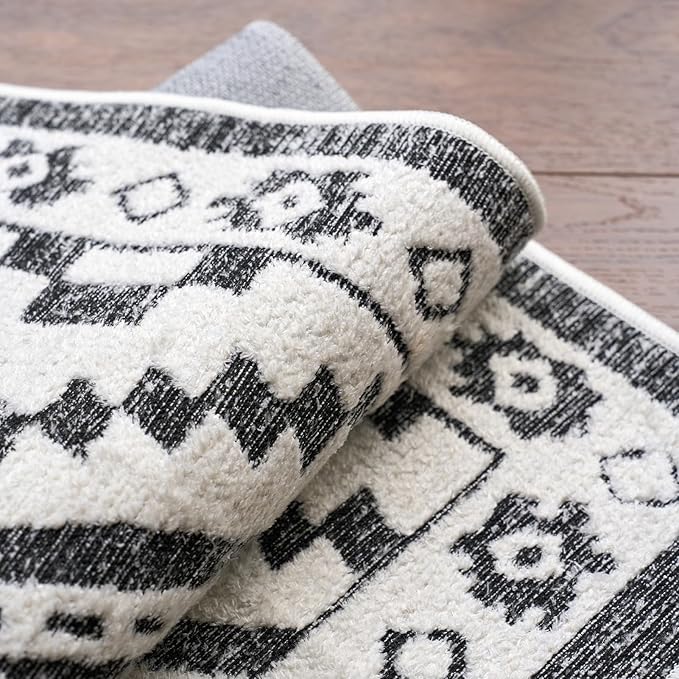Moroccan Washable Area Rug 3x5, Geometric Tribal Decorative Woven Rug, Non-Slip Boho Farmhouse Soft Low-Pile Entry Throw Mat for Living Room Bedroom Dining Table, Black and White