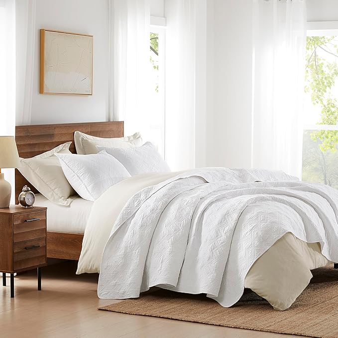 WDCOZY 100% Cotton Twin Size Quilt Set - White Pre-Washed Soft Lightweight Modern Bedspread, Farmhouse Country Rustic Coverlet, Textured Like Linen, Shabby Chic Gauze Bedding, 2 Pieces
