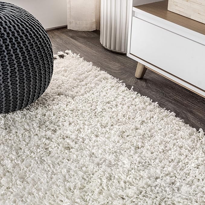 JONATHAN Y Mercer Shag Plush Tassel White Indoor Area Rug, 4x6, Contemporary, Modern, Easy-Cleaning for Living Room, Bedroom, Kitchen, Pet Friendly, Non-Shedding (MCR100A-4)