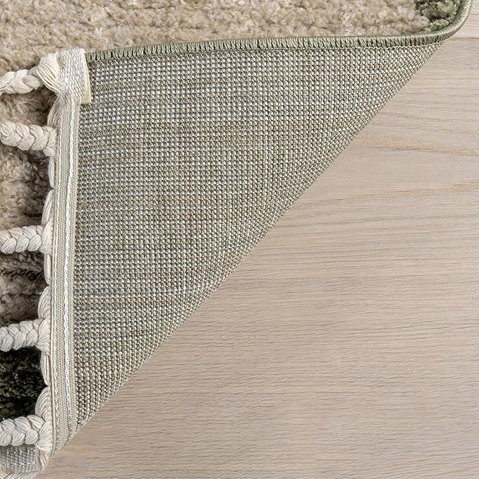 Nuloom Marissa Green/Ivory, 6'7" x 9', Diamond, Tassel, Soft and Cozy, High Traffic, Stain Resistant, Easy Clean, Durable Area Rug for Bedroom, Living Room, Dining Space, Den, Foyer, Entryway