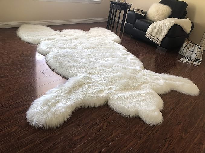 LAMBZY Faux Sheepskin Hypoallergenic,Super Soft Faux Bear Skin Silky Shag Rug (4'x6', White)