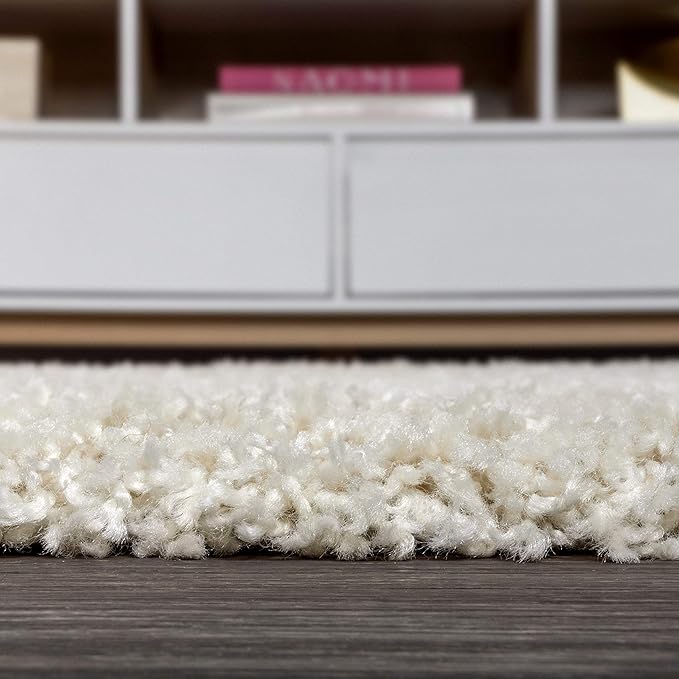 JONATHAN Y Mercer Shag Plush Tassel Cream Indoor Area Rug, 4x6, Contemporary, Modern, Easy-Cleaning for Living Room, Bedroom, Kitchen, Pet Friendly, Non-Shedding (MCR100D-4)