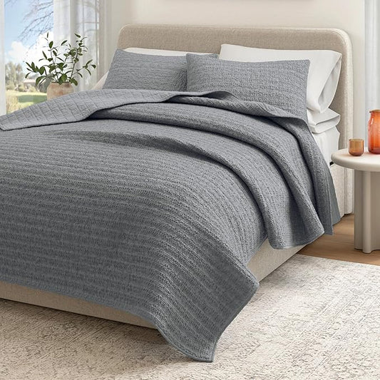 Great Bay Home Full/Queen Size Blue 100% Cotton Honeycomb Waffle Quilt and Sham Set - Garment Washed, Waffle Weave Like Texture, Lightweight 3-Piece Bedding Set (Denim Blue)