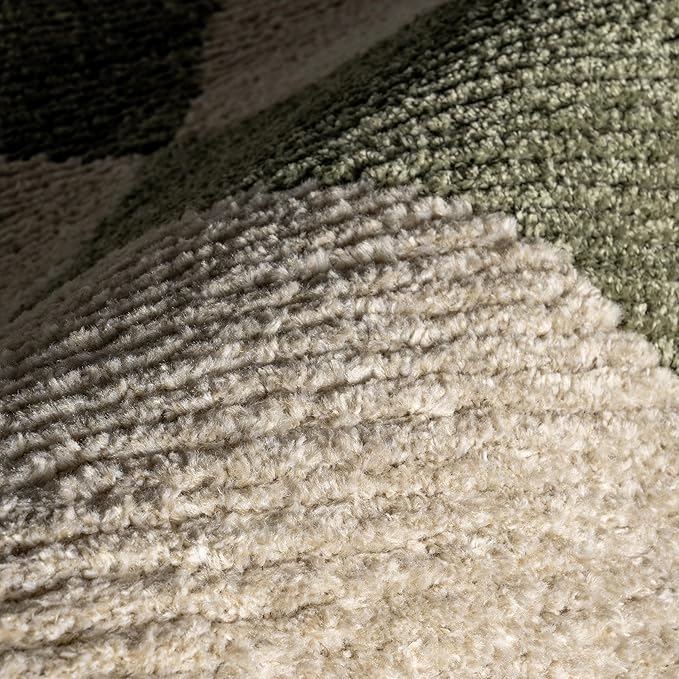 Nuloom Marissa Green/Ivory, 5'3" x 7'6", Diamond, Tassel, Soft and Cozy, High Traffic, Stain Resistant, Easy Clean, Durable Area Rug for Bedroom, Living Room, Dining Space, Den, Foyer, Entryway
