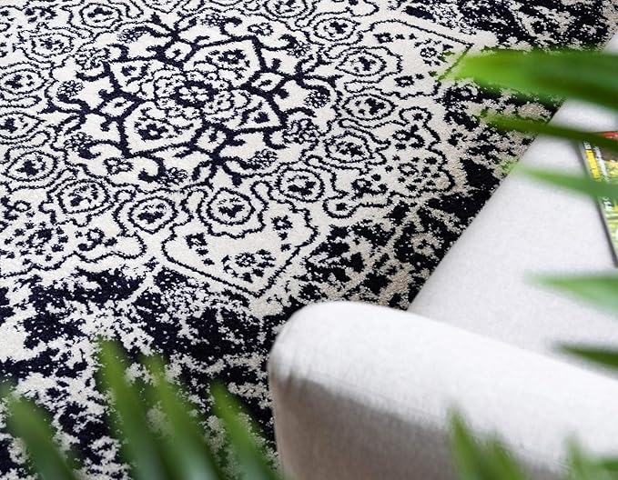 Rugs.com Arlington Collection Rug – 8 Ft Round Blue Medium-Pile Rug Perfect for Kitchens, Dining Rooms