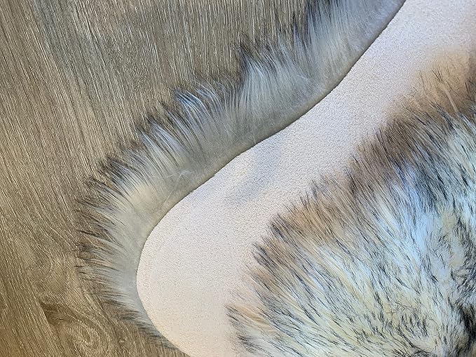 LAMBZY Faux Sheepskin Super Soft Hypoallergenic Silky Shag Bear Rug for Living Room, Kids Room, Sofa (3'x5', White/Black Tips)