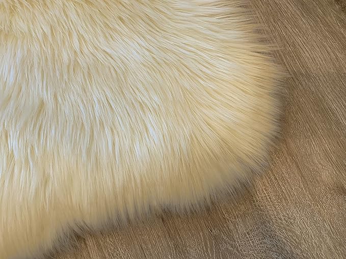 LAMBZY Faux Sheepskin Super Soft Hypoallergenic Silky Shag Rug for Living Room, Kids Room, Sofa (5 Pelts Side by Side 3'x10', Cream)