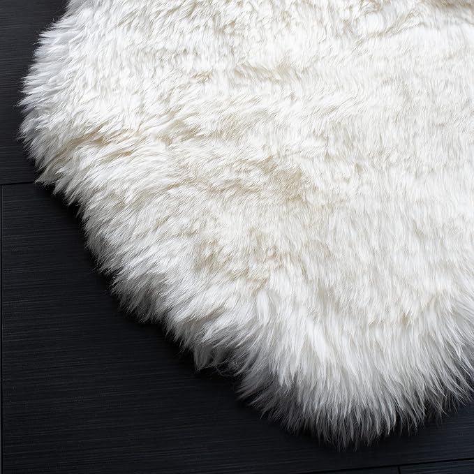 SAFAVIEH Sheep Skin Collection Area Rug - 9' x 12', Natural & White, Handmade Rustic Glam Genuine Pelt, 3.4-inch Thick Ideal for High Traffic Areas in Living Room, Bedroom (SHS211A)