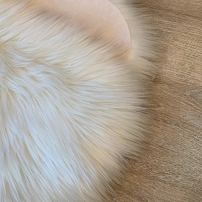 LAMBZY High Pile Super Soft Faux Sheepskin Rug (12'x15, White)