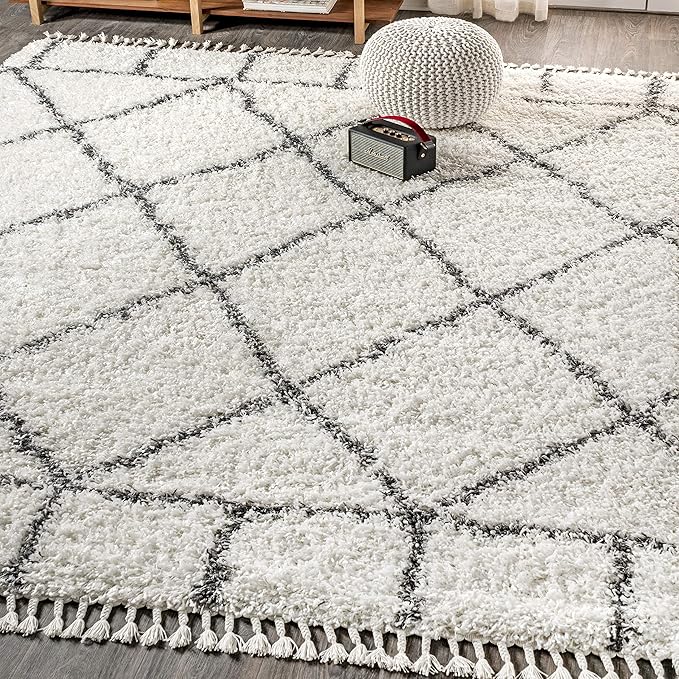 JONATHAN Y Mercer Shag Plush Tassel Ivory/Gray Indoor Area Rug, 3x5, Moroccan Geometric Trellis, Easy-Cleaning for Living Room, Bedroom, Kitchen, Pet Friendly, Non-Shedding (MCR101B-3)
