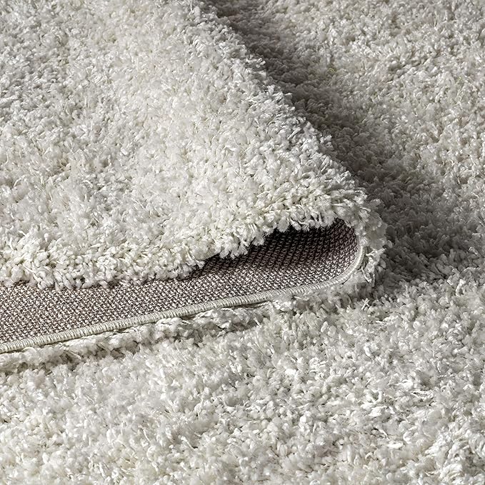 JONATHAN Y Mercer Shag Plush Tassel White Indoor Area Rug, 4x6, Contemporary, Modern, Easy-Cleaning for Living Room, Bedroom, Kitchen, Pet Friendly, Non-Shedding (MCR100A-4)