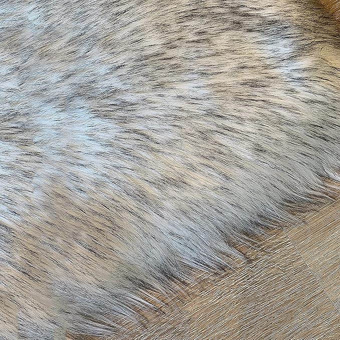 LAMBZY High Pile Super Fluffy Soft Faux Sheepskin Rug | Faux Sheepskin Rugs for Living Room Playroom Bedroom | Classic Super Soft to Touch Rug (12'x15, White/Black Tips)
